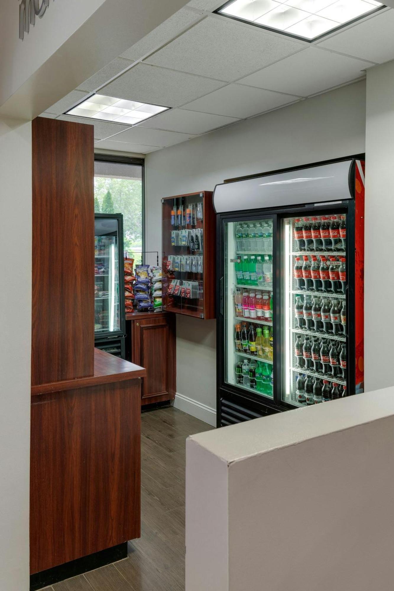 Courtyard By Marriott Portsmouth Hotel Bagian luar foto