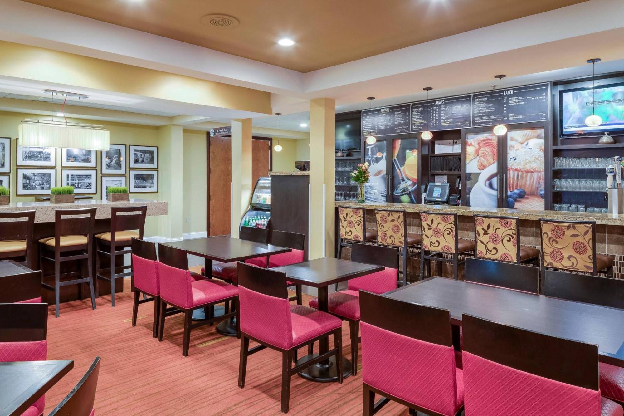 Courtyard By Marriott Portsmouth Hotel Bagian luar foto