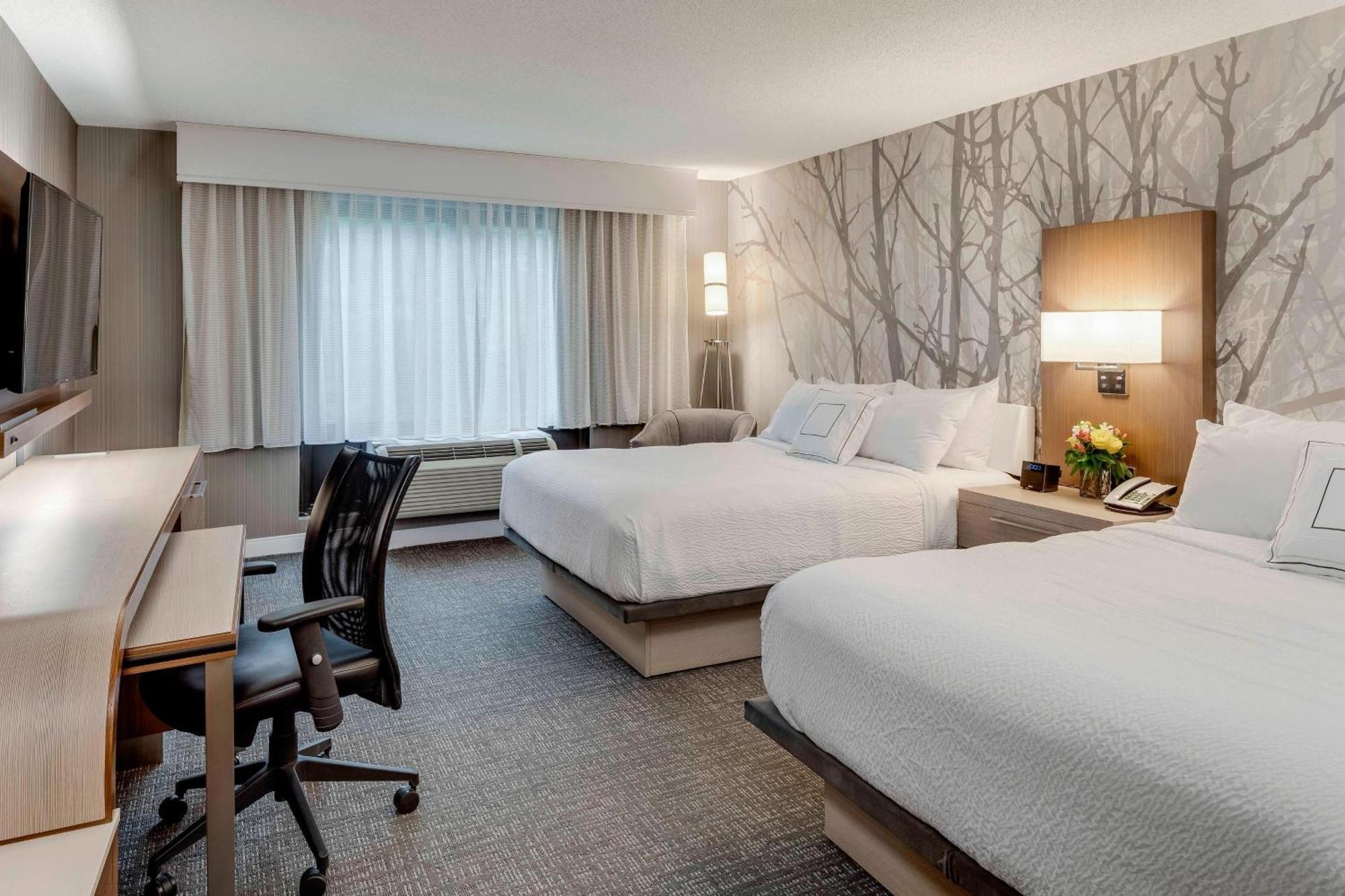 Courtyard By Marriott Portsmouth Hotel Bagian luar foto