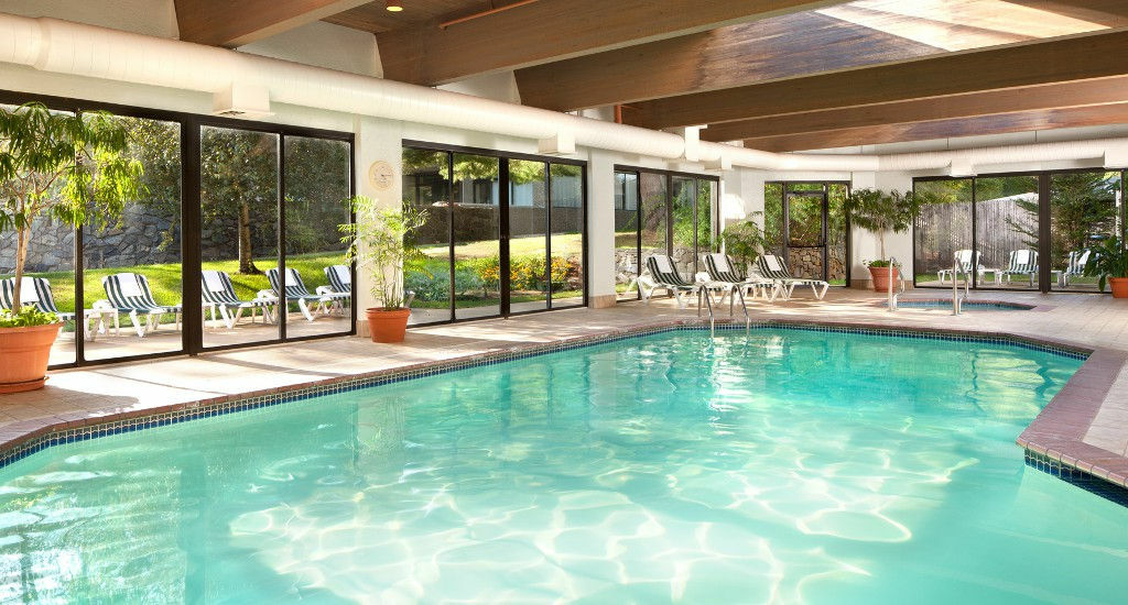 Courtyard By Marriott Portsmouth Hotel Bagian luar foto